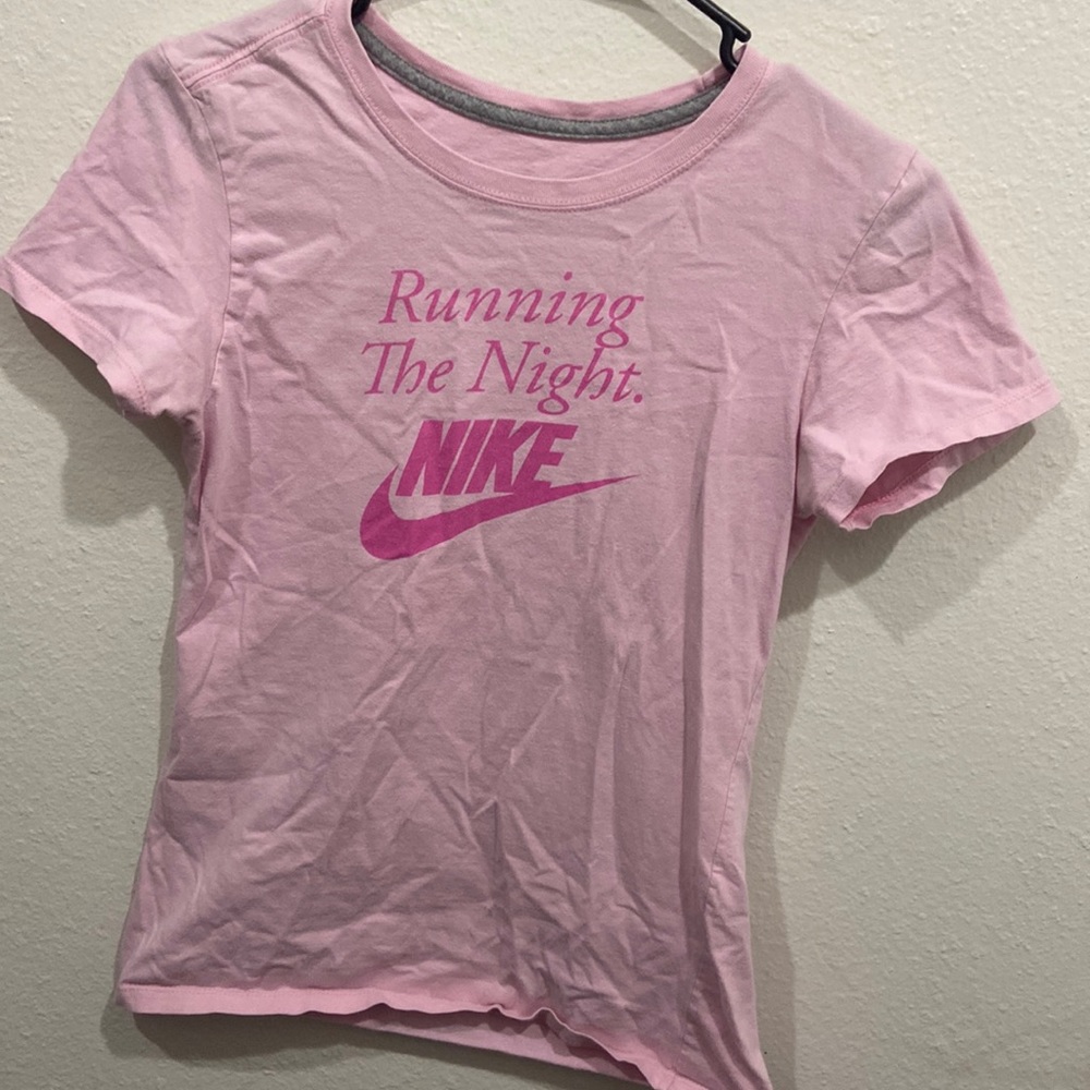 Pink breast cancer awareness teeshirt. “Running the night”